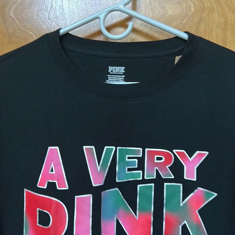 💖 Victoria’s Secret PINK Short Sleeve Shirt 💯% cotton - Picture 3 of 9